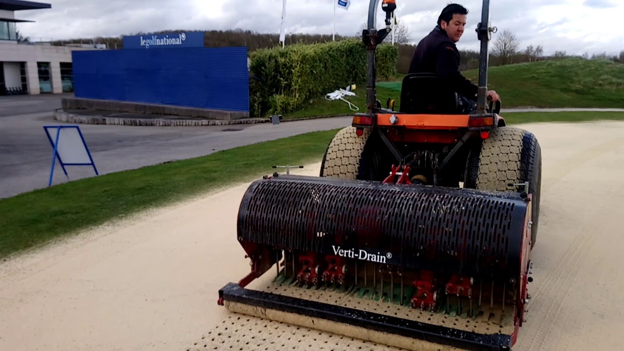 Verti Drain - Le Golf National
