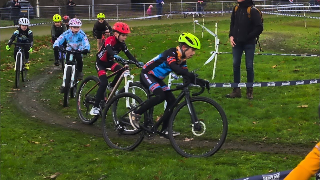 Roosendaal WBVC 2024 eindcross impressie 7/8 jr groot deel 9/10 en stukje 11/12 jr