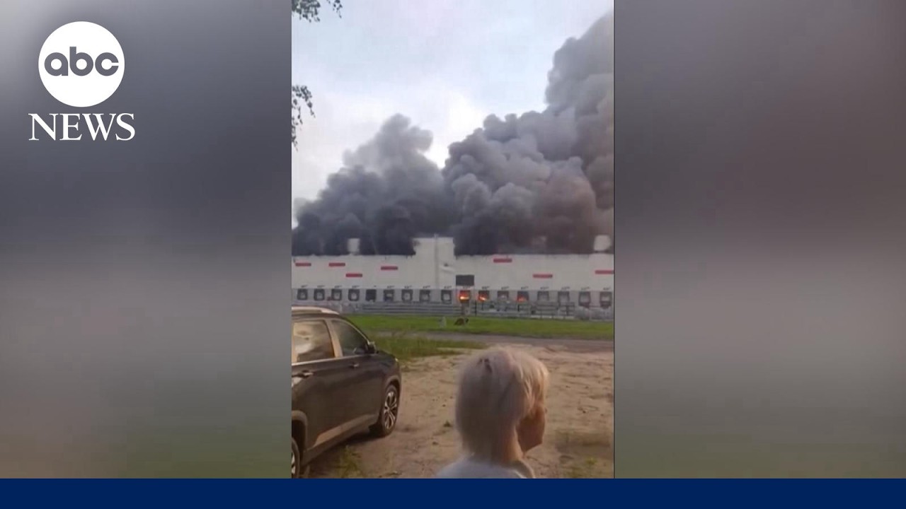 Российская ракета нарушила воздушное пространство НАТО над Польшей, заявляет Киев на фоне смертон...
