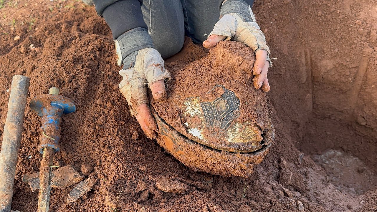 He Never Expected This Treasure Underground! 😱 | Metal Detector Find 
