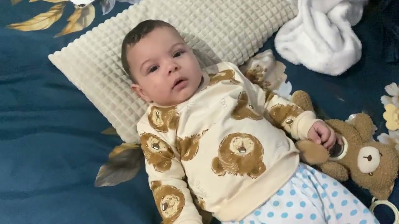 Dana e bucuroasă că stă cu nepoții 