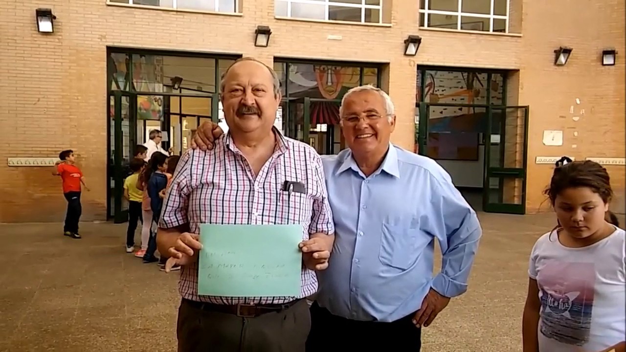 UN AMIGO ES    LA PELÍCULA AMISTAD