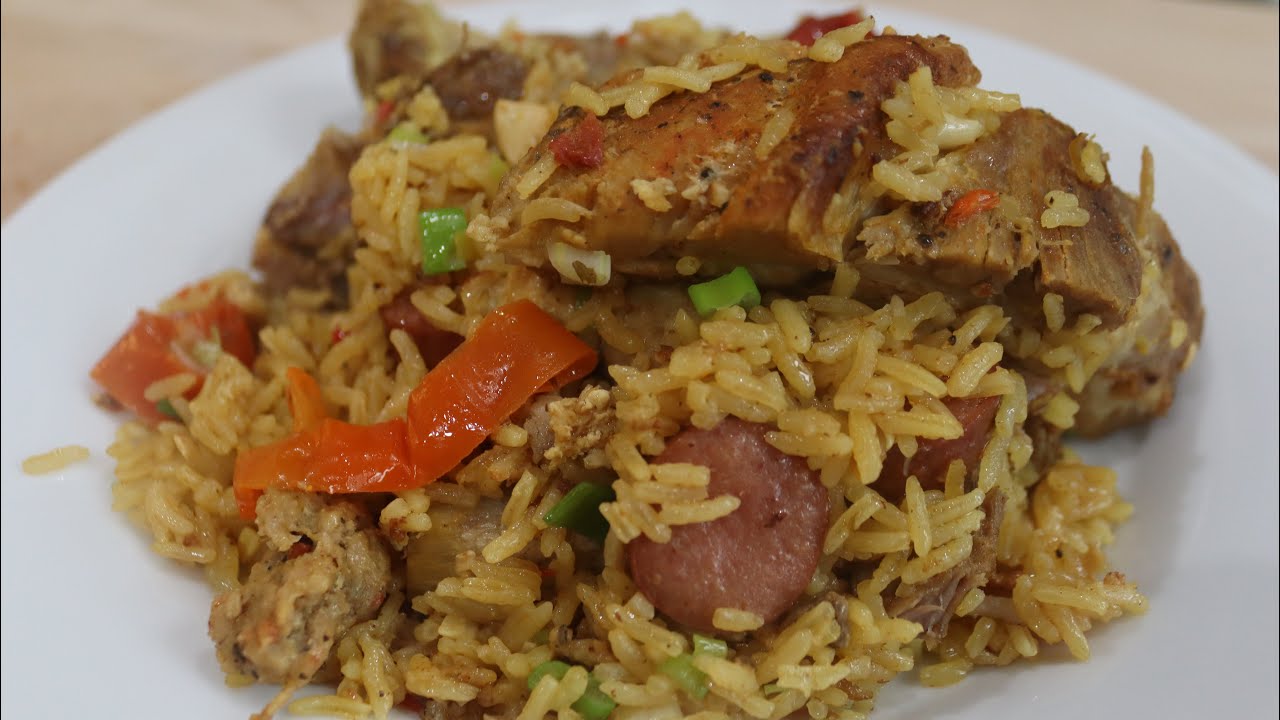 Después de descubrir esta receta solo quiero comer Arroz con costillas de cerdo y  chorizo  🍚🥓🍖