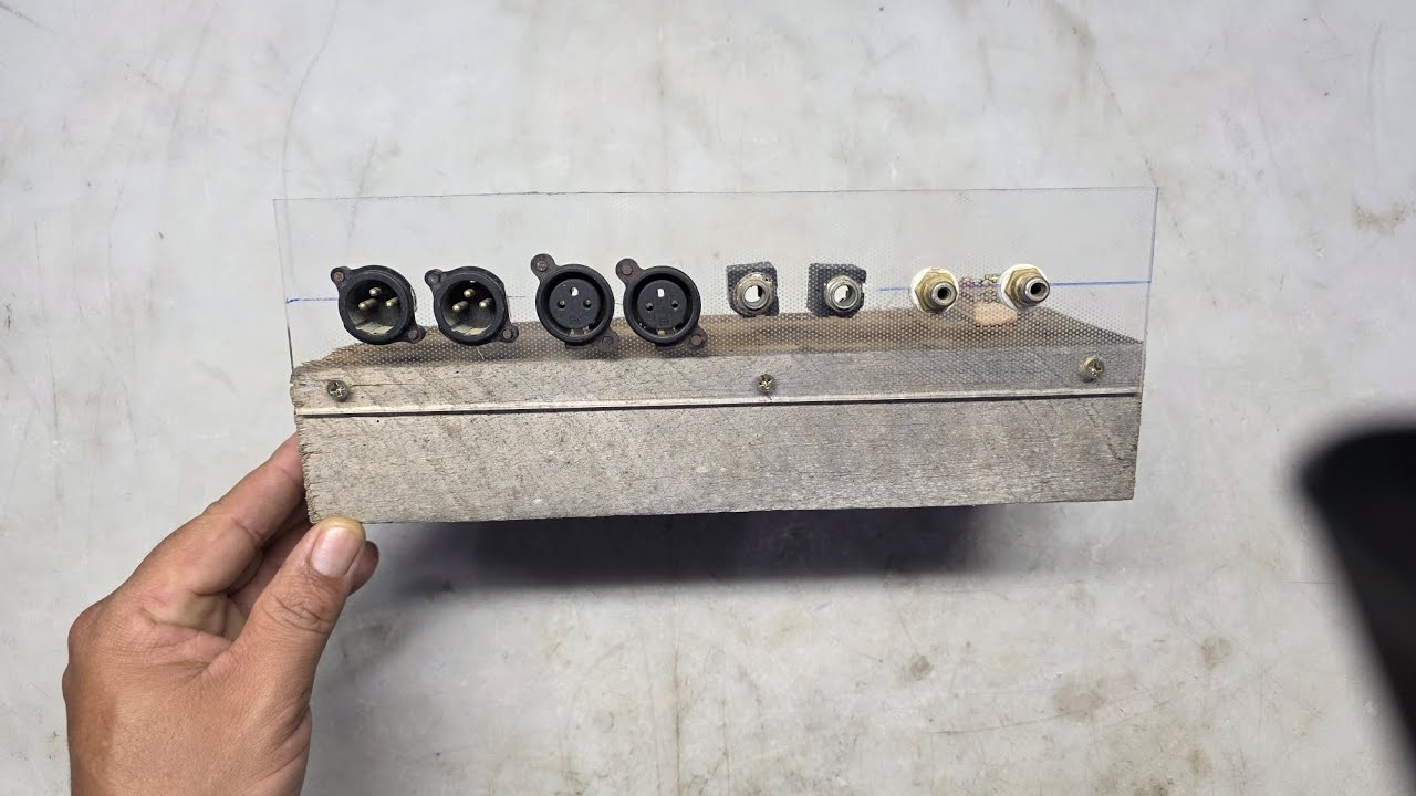 Gabarito para solda plug RCA, P10 e etc.