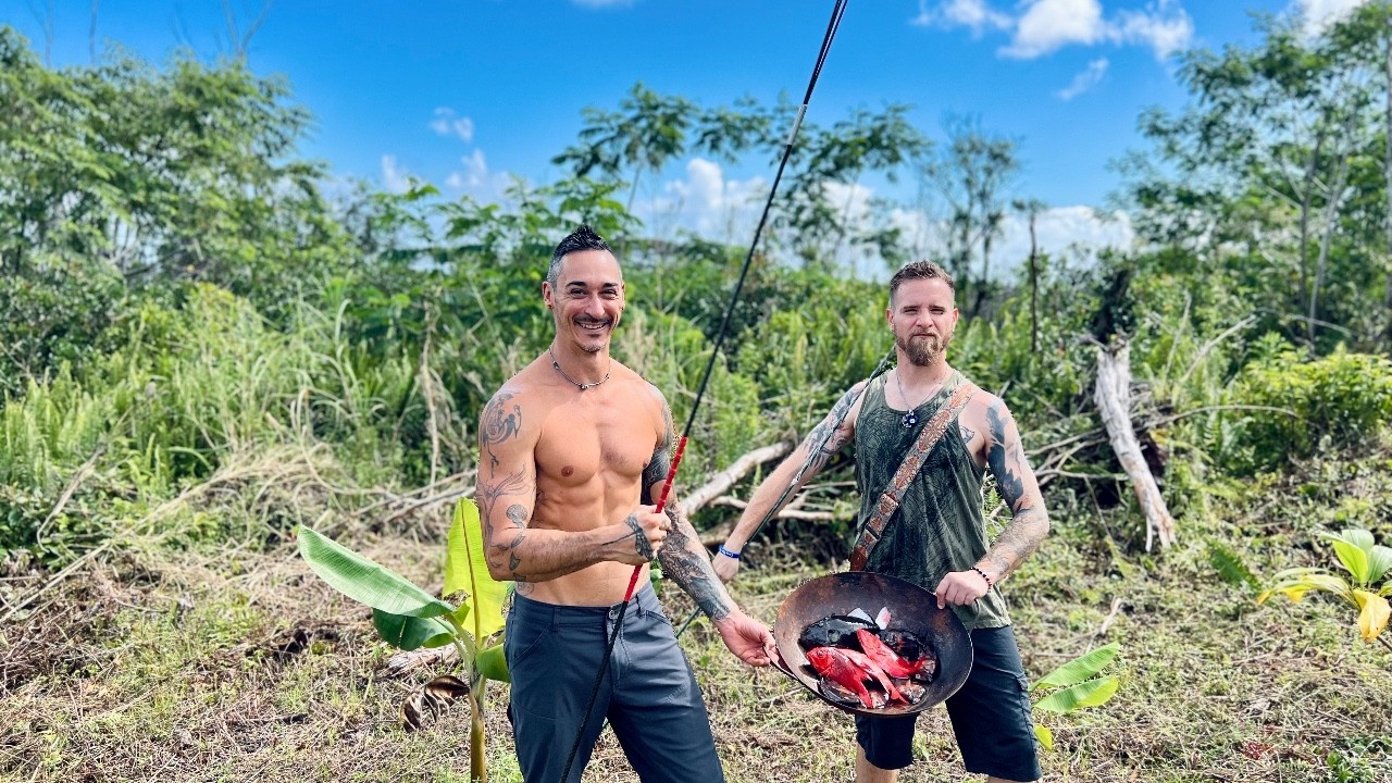 3 Prong Spearfishing:A new self-sufficient recruit -catch & cook-