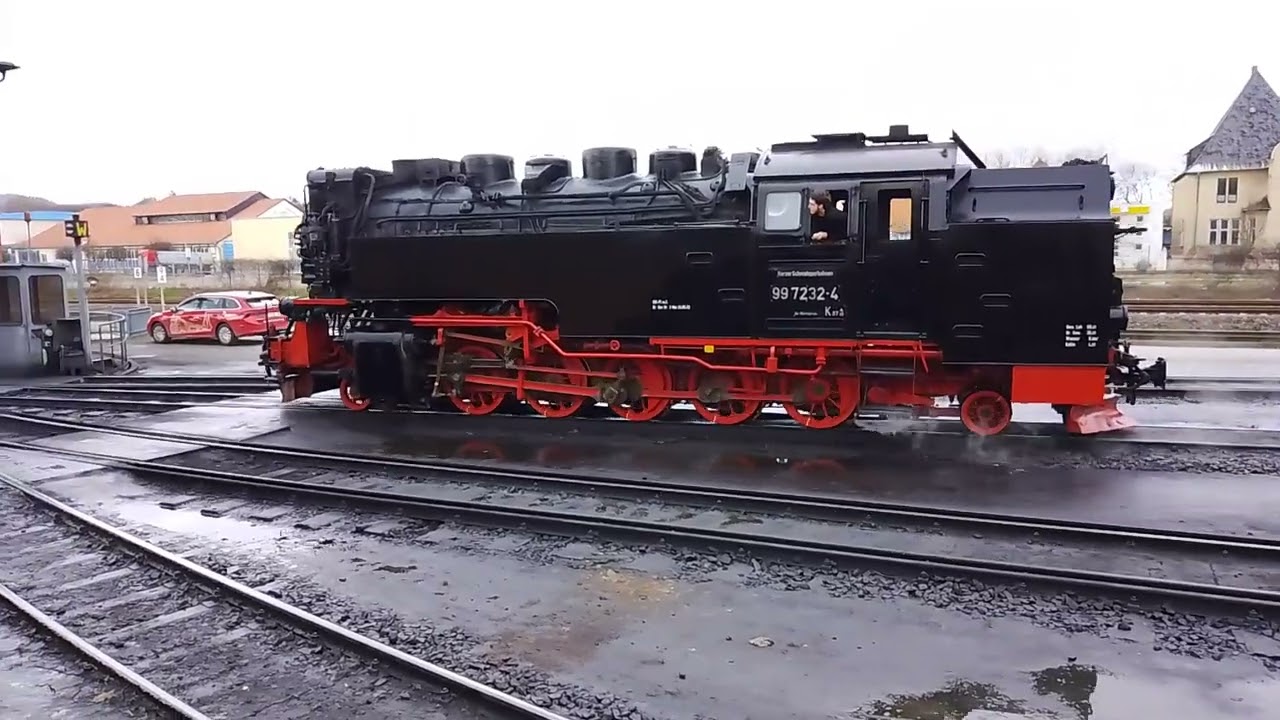 Dampflok HSB fährt zur Bekohlung in Wernigerode