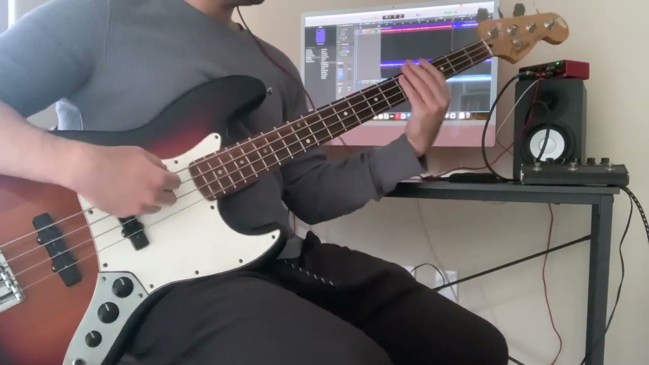 Motörhead  - Ace of Spades [Bass Cover]
