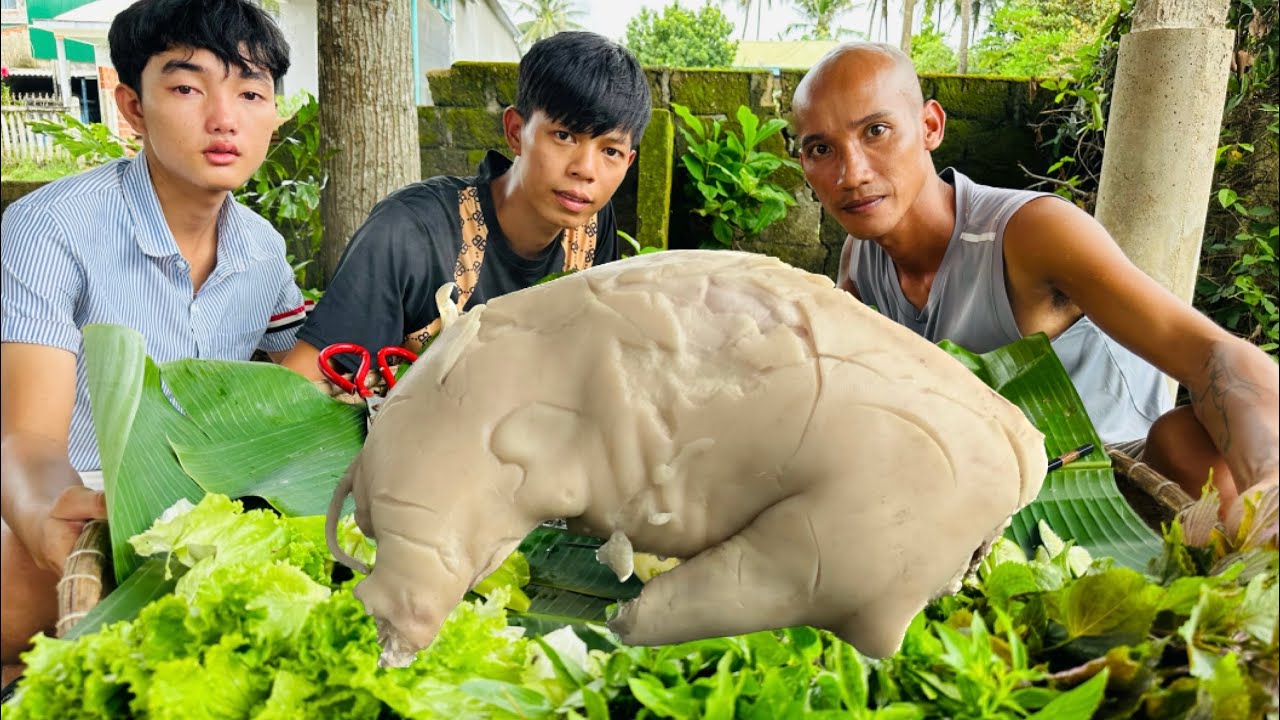 Heo Sữa Luộc Nguyên Con - Toàn Đen Sơn Dược Vlog