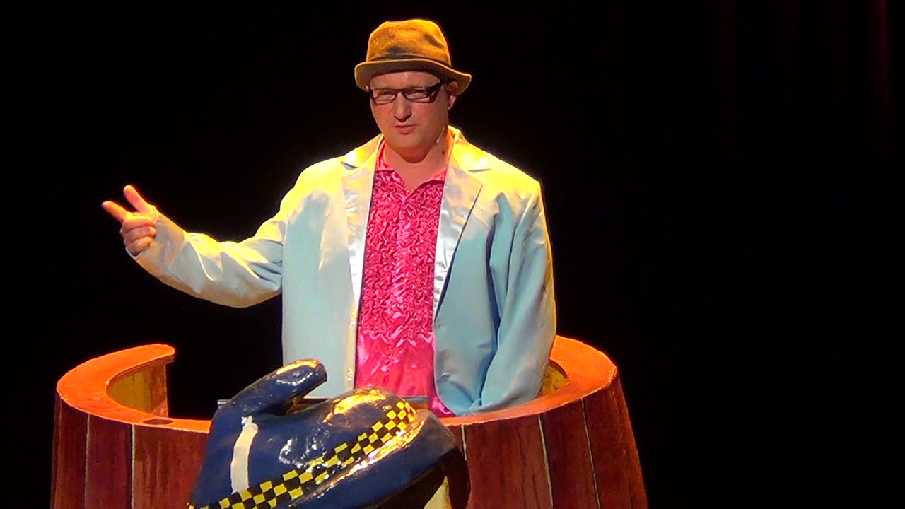 Mark Escher uit Hengevelde bij 5e Twents Buutfestival theater de Bond Oldenzaal