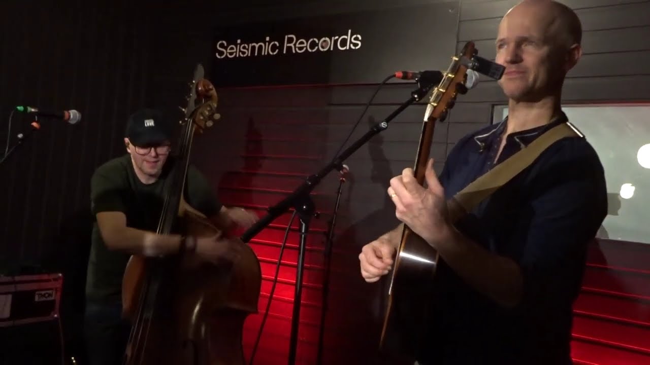 nizlopi - jcb song - seismic records, leamington spa - 06/12/25
