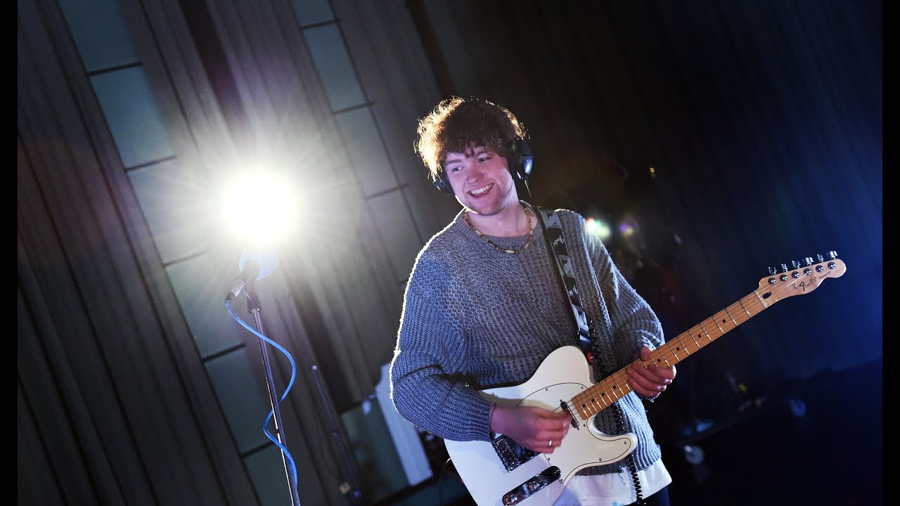 Viola Beach - Swings & Waterslides (Maida Vale session)