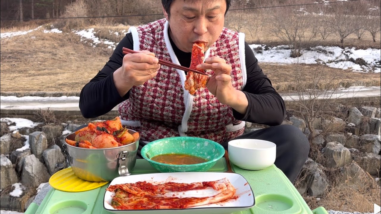 아삭아삭 소리만으로도 침고이는 전라도 포기김치와 알타리김치