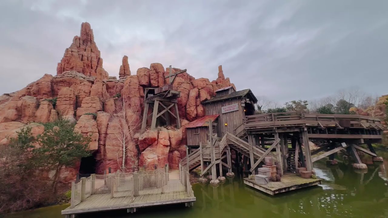 Molly Brown Riverboat Onride | @DisneylandParis