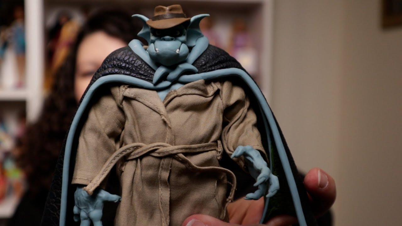 Gargoyles Detective Broadway from NECA! Finally available! #gargoyles #neca #actionfigures #unboxing