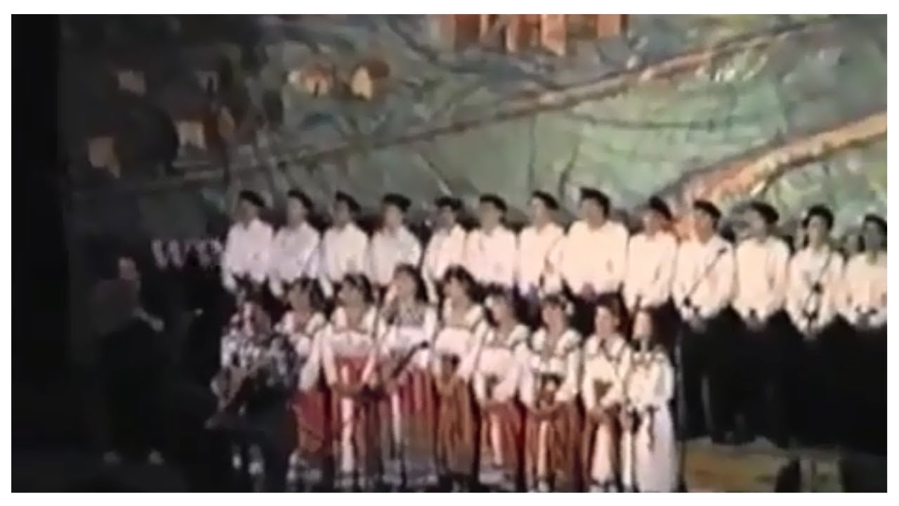Talilt (chorale) Ceɛlet-aɣ tafat \  Lounis ait menguellet