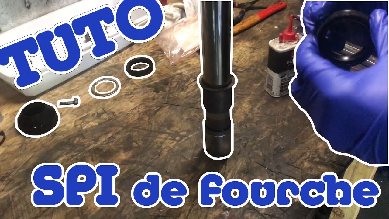 TUTO MOTO : Changer SPI de fourche (Honda CB 750 Four)