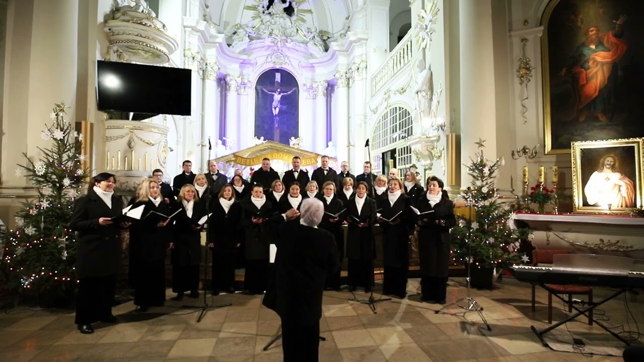Chór Novum - Dzisiaj w Betlejem (M. Kubacki)