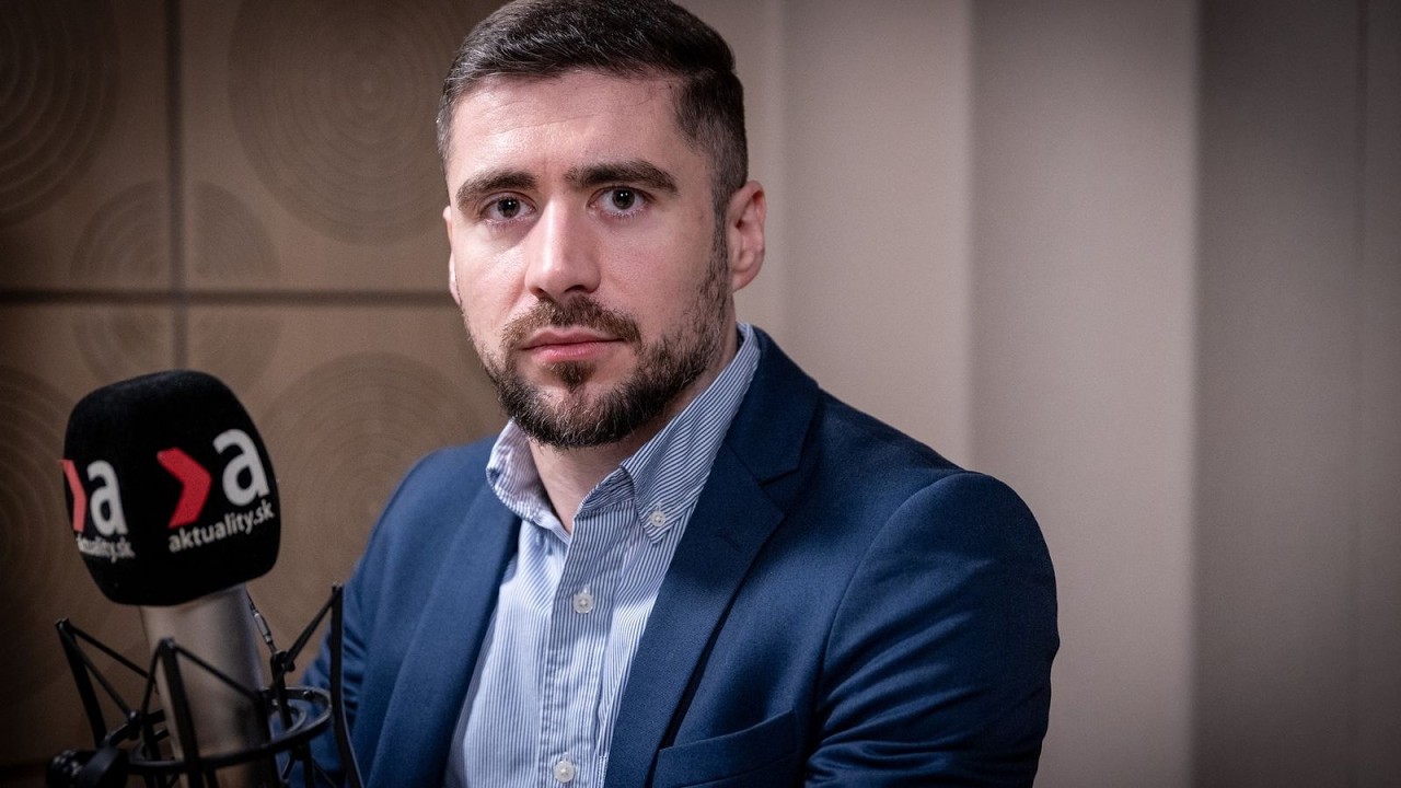 Smer útočí na voľby zo zahrančia, PS stráca. O boji o voliča so sociológom Pudmarčíkom | Aktuality