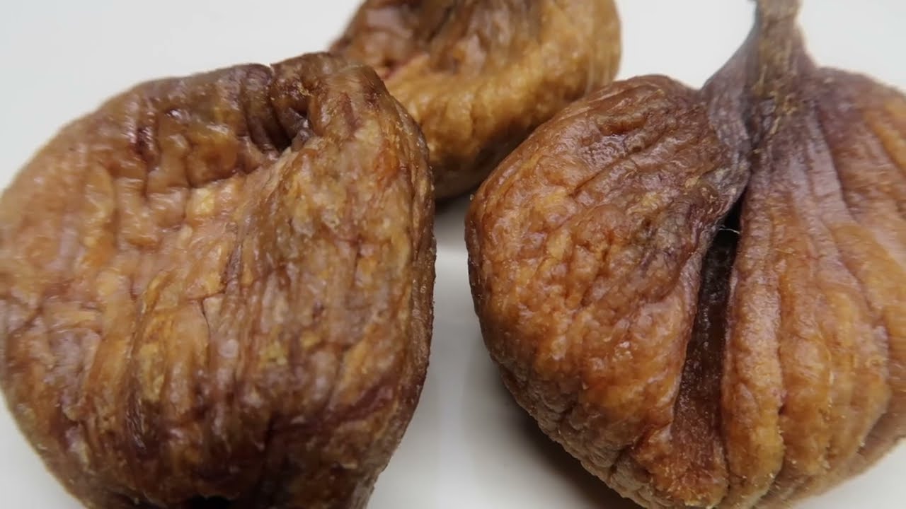 2 fichi secchi al giorno fanno questi al tuo corpo | Quali sono i vantaggi dei fichi secchi?