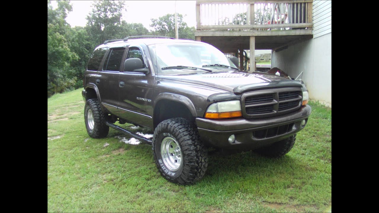 My lifted 98 dodge durango with 33's