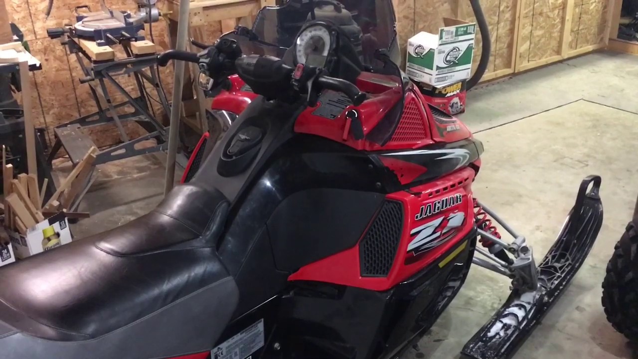 Gong Show Spark Plug Change 2007 Arctic Cat Z1 (Not Pipe Related)