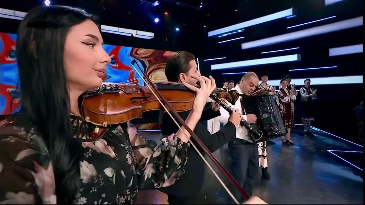 Alessia, Bianca , Cătălin & Emy Drăgoi 