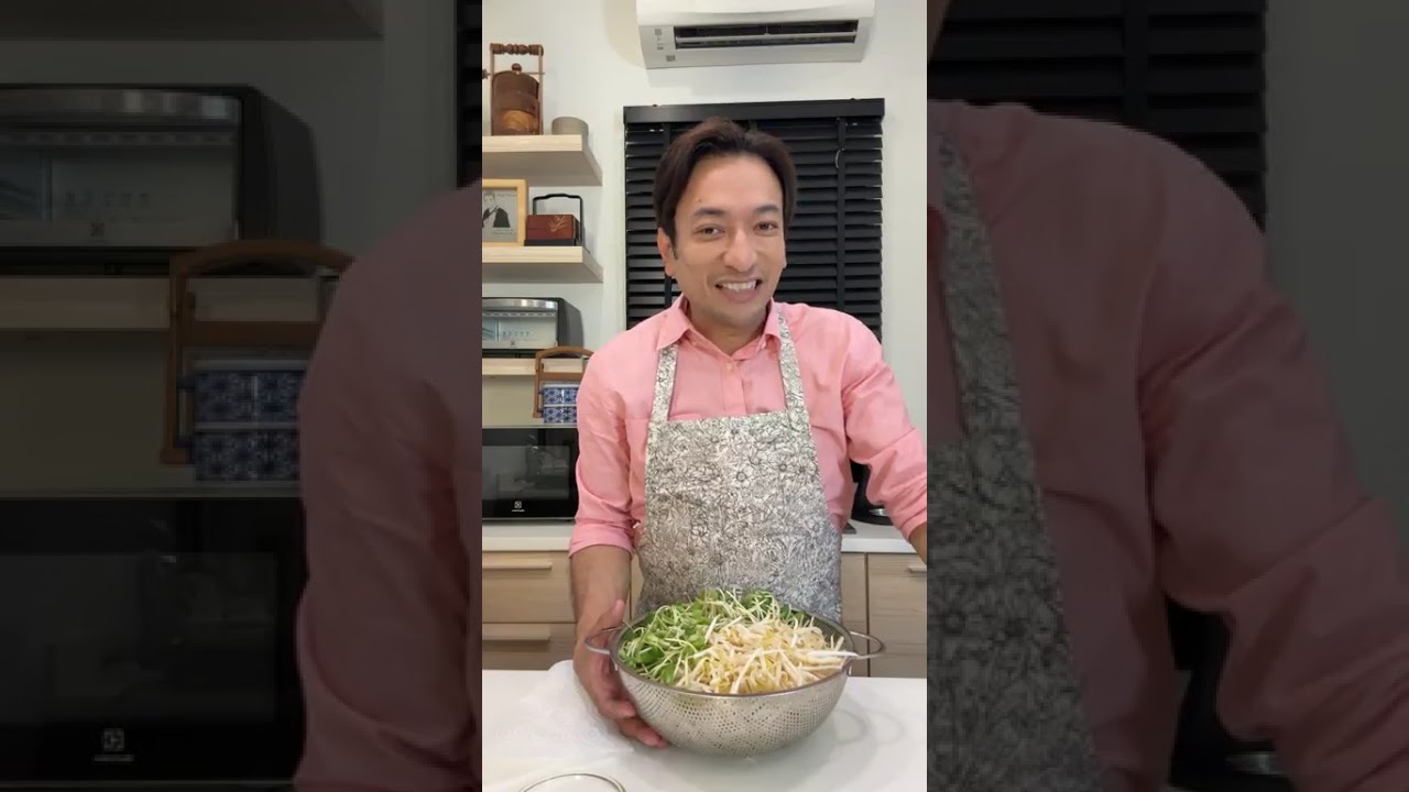 หอยทอดต้นอ่อนทานตะวัน