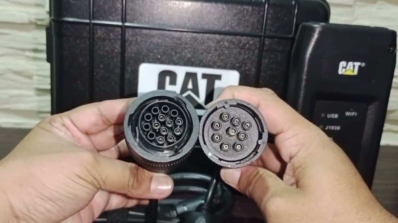 Adaptador de comunicación Caterpillar, Interfaz de diagnóstico maquinaria y motores CAT. J1708 J1939