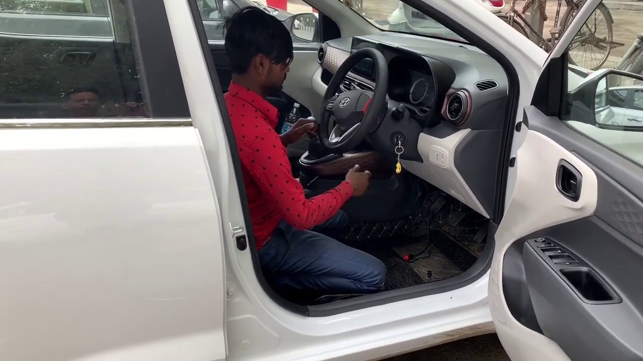 Hyundai Aura best modification Aura android Aura seatcovers Aura accessories skycar Ramesh ngr Delhi
