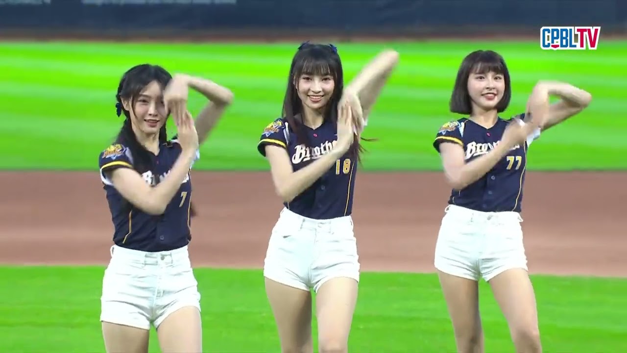 05/05 富邦 VS 中信 賽前，Passion Sisters 賽前舞蹈表演
