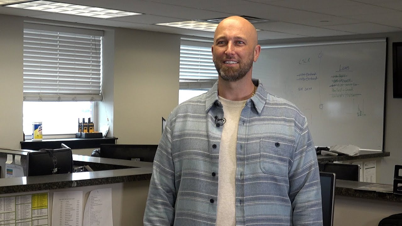 Fresh Faces - Foreman Roger Toler
