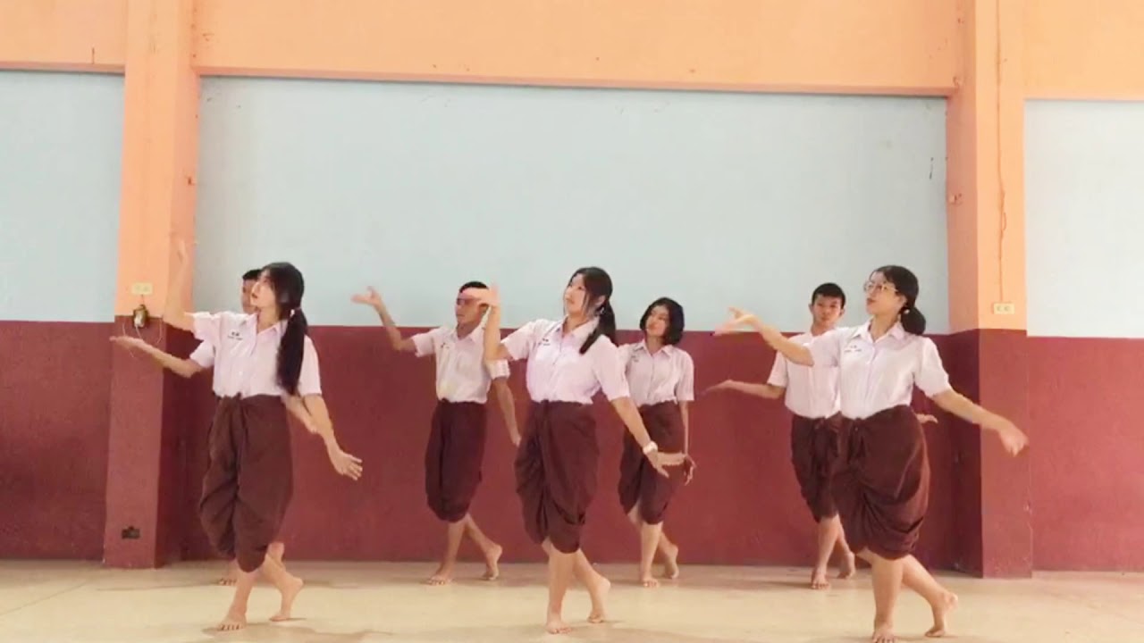 นาฏยศัพท์ประกอบเพลง เพียงสบตา นักเรียนชั้นมัธยมศึกษาปีที่ ๕/๓ โรงเรียนยโสธรพิทยาคม