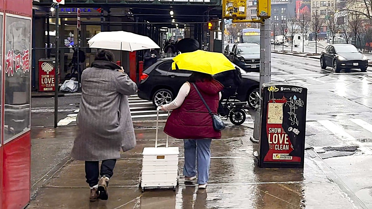 Quiet Rainy Afternoon in Manhattan Walking New York