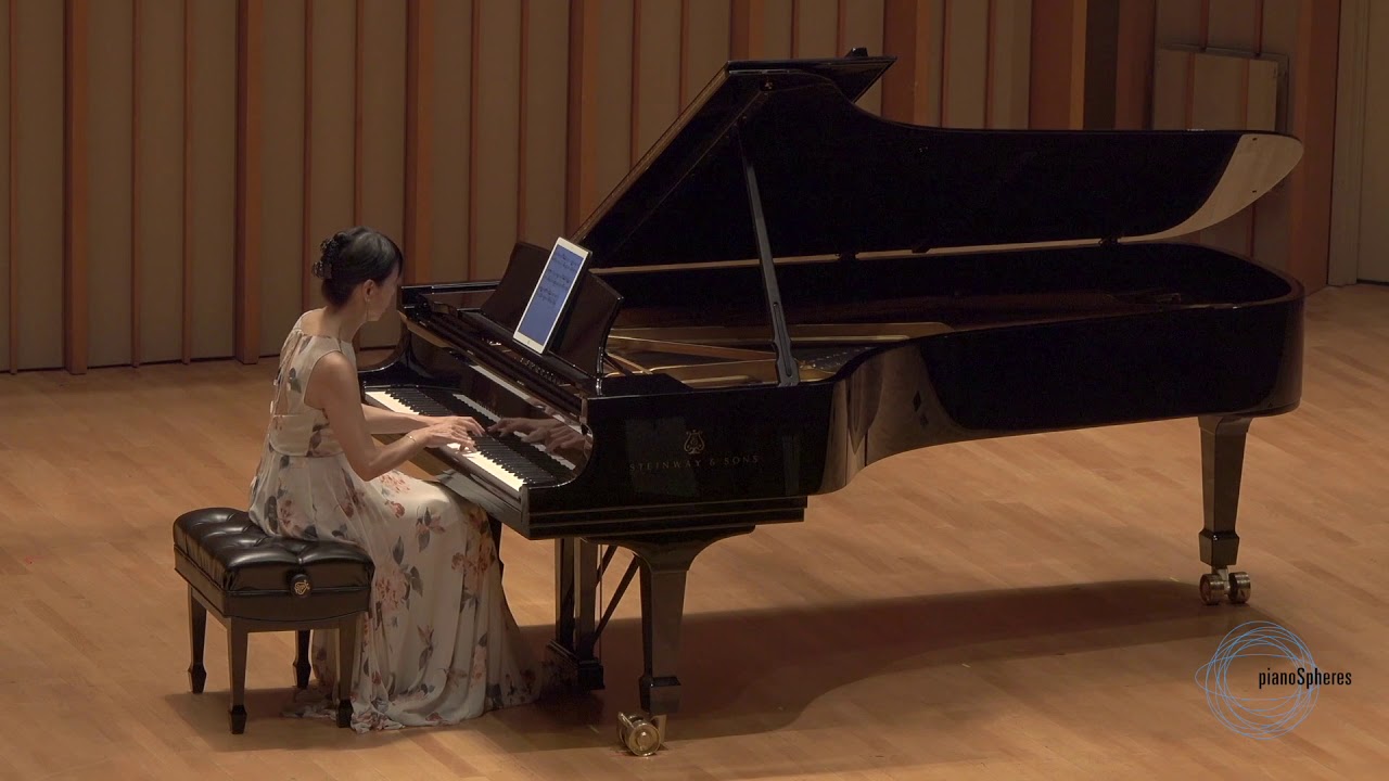 Gloria Cheng plays Gabriela Frank's Harawi-cito de charanguista ciego