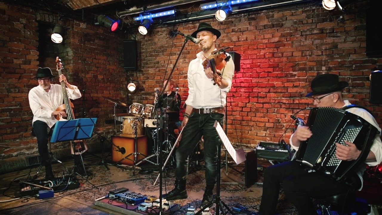 Kroke - Piosenka (Live at Alchemia, Krak&oacute;w)