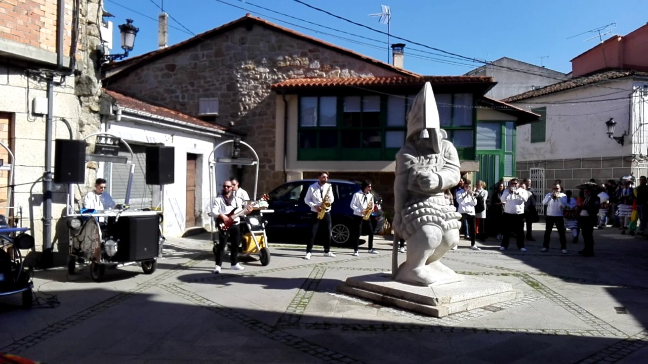 Charanga Támega. Praza do Cigarrón.