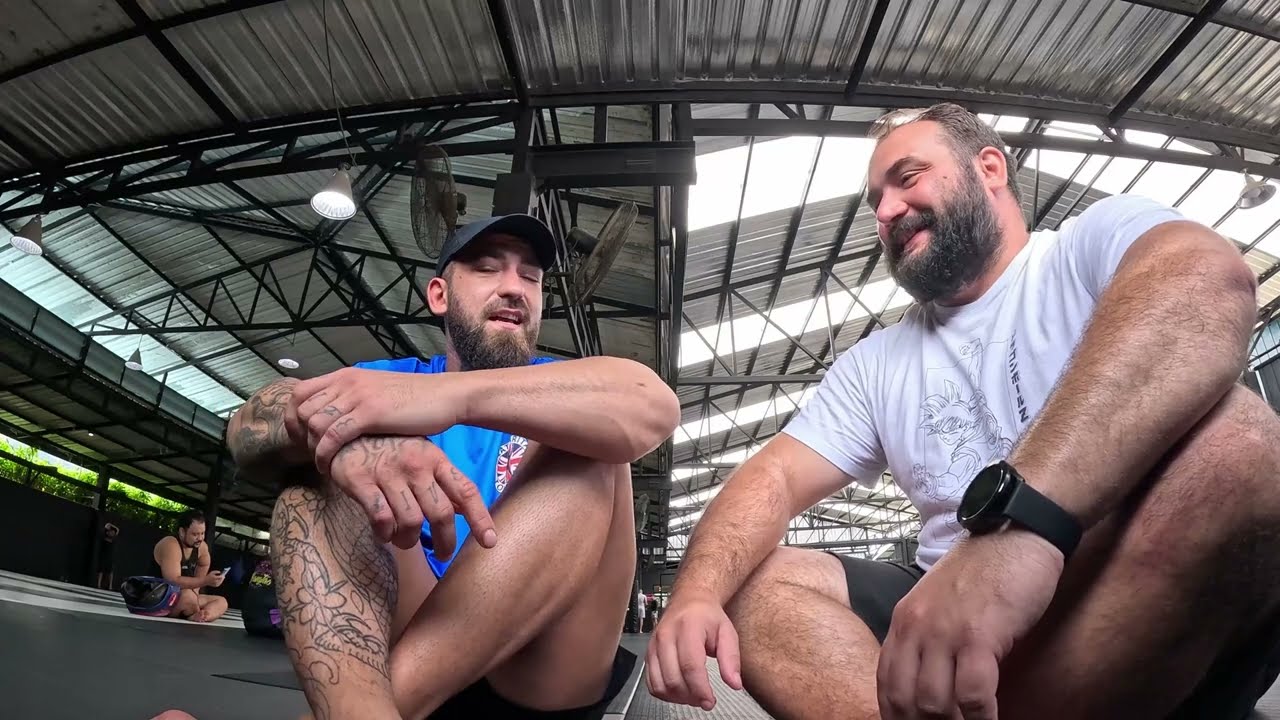 Charla con Bane Dundavan, luchador de MMA en GB Top Team Londres