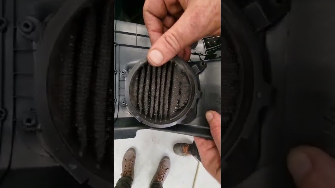 Tuto Toyota Auris 2013 à 2019 : Que faire en cas de surchauffe batterie hybride!