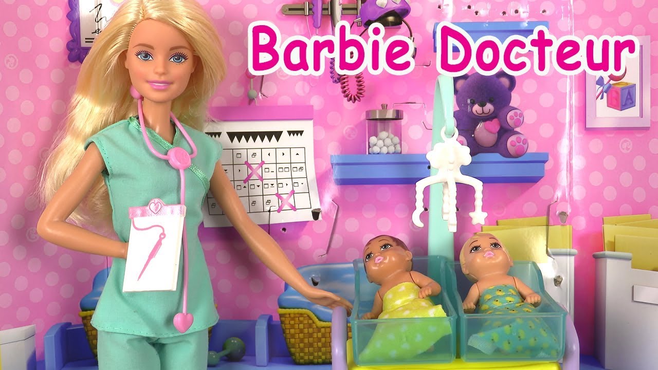 Barbie Docteur &agrave; l&rsquo;H&ocirc;pital P&eacute;diatre &hearts;︎ Histoires de Poup&eacute;es