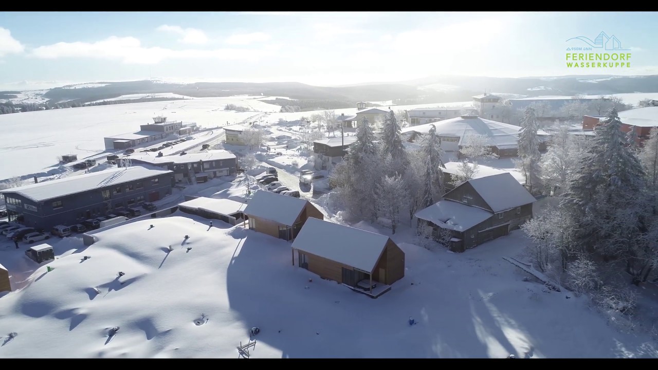 Feriendorf Wasserkuppe: Vom Ferienhaus direkt auf die Piste!