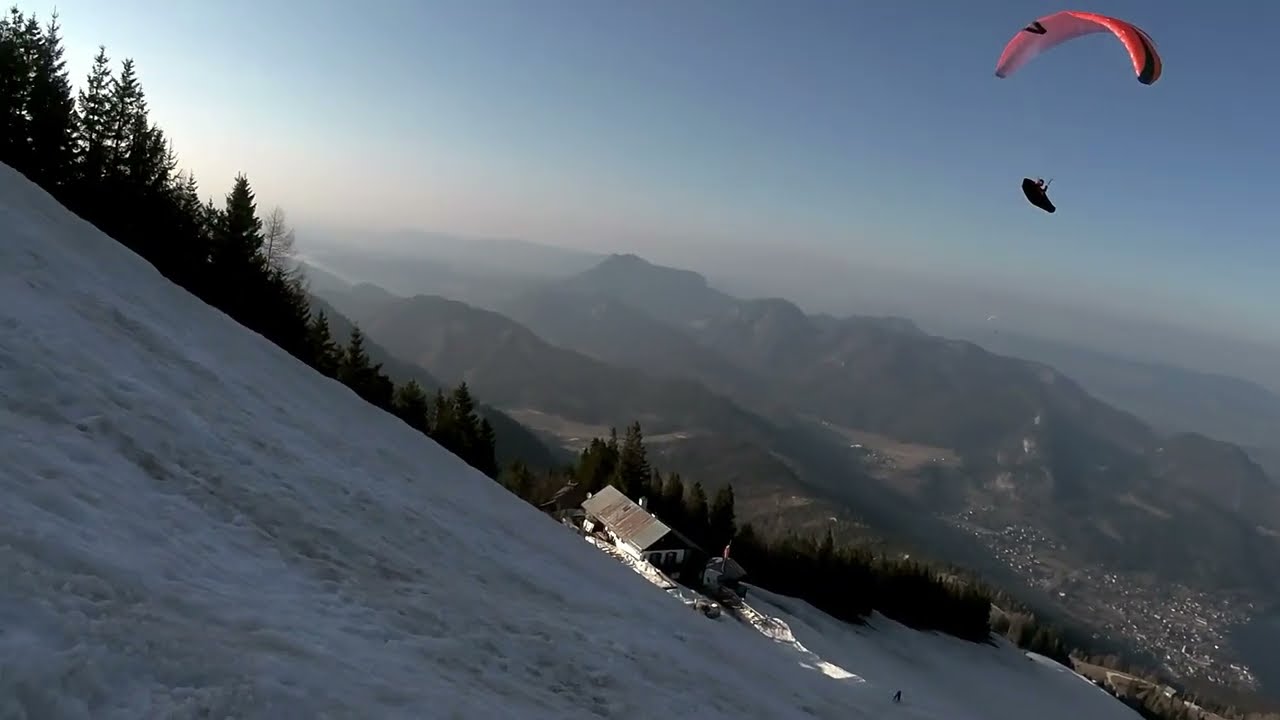 Soaring | Paragliding at Zwölferhorn