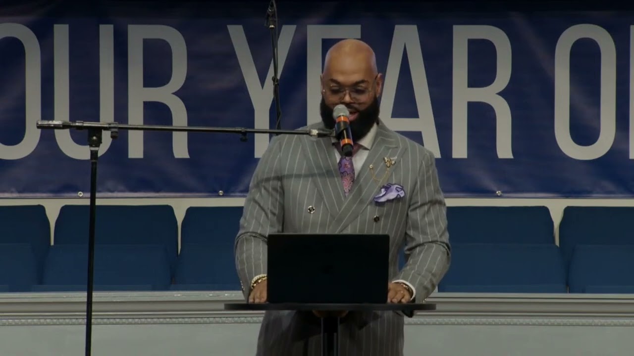 Keep Moving Forward | Exodus 14:10-15 | Full Sermon