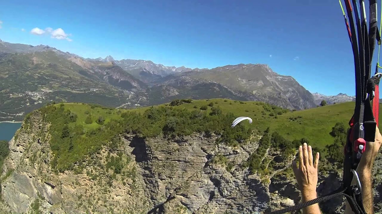 Parapente en Panticosa - paragliding in Spain www.tenapark.com