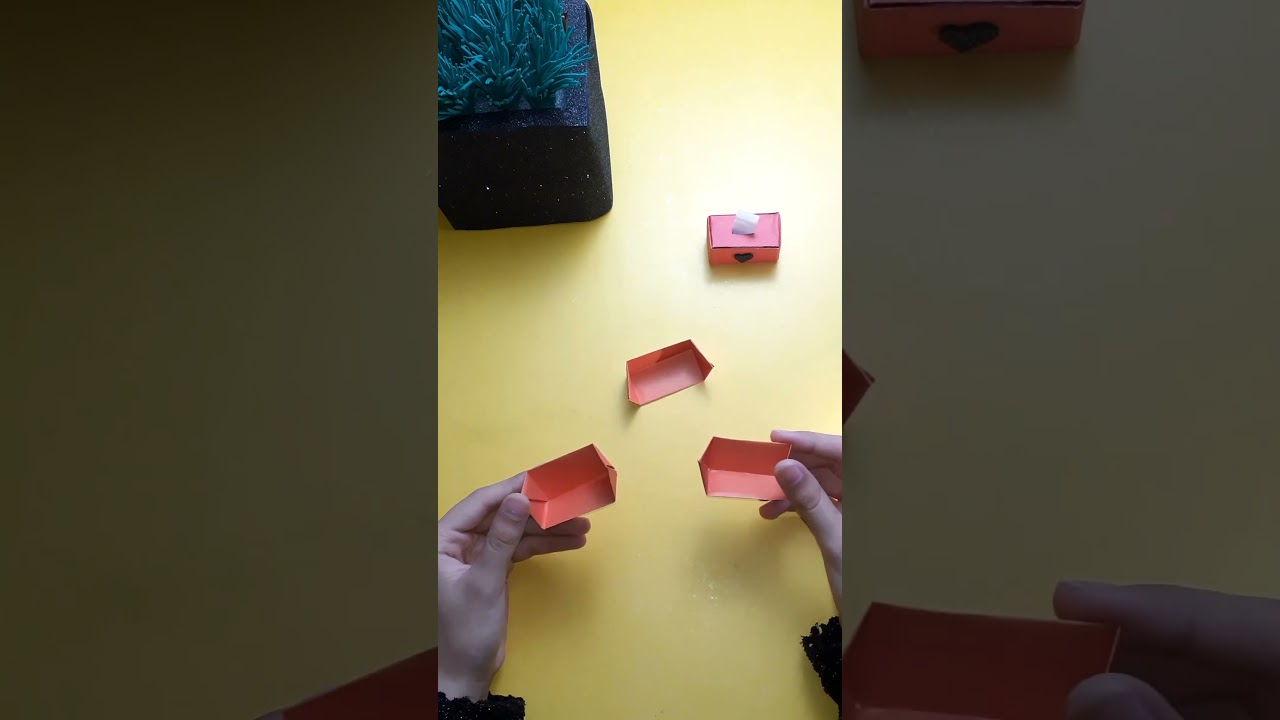 let's make a beautiful mini tissue box with paper