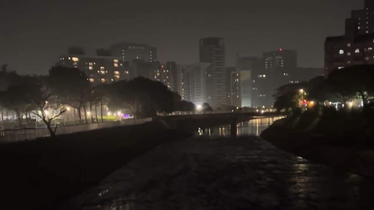夜晚的河濱公園。#南坎溪 #桃園 #公園 #park #night
