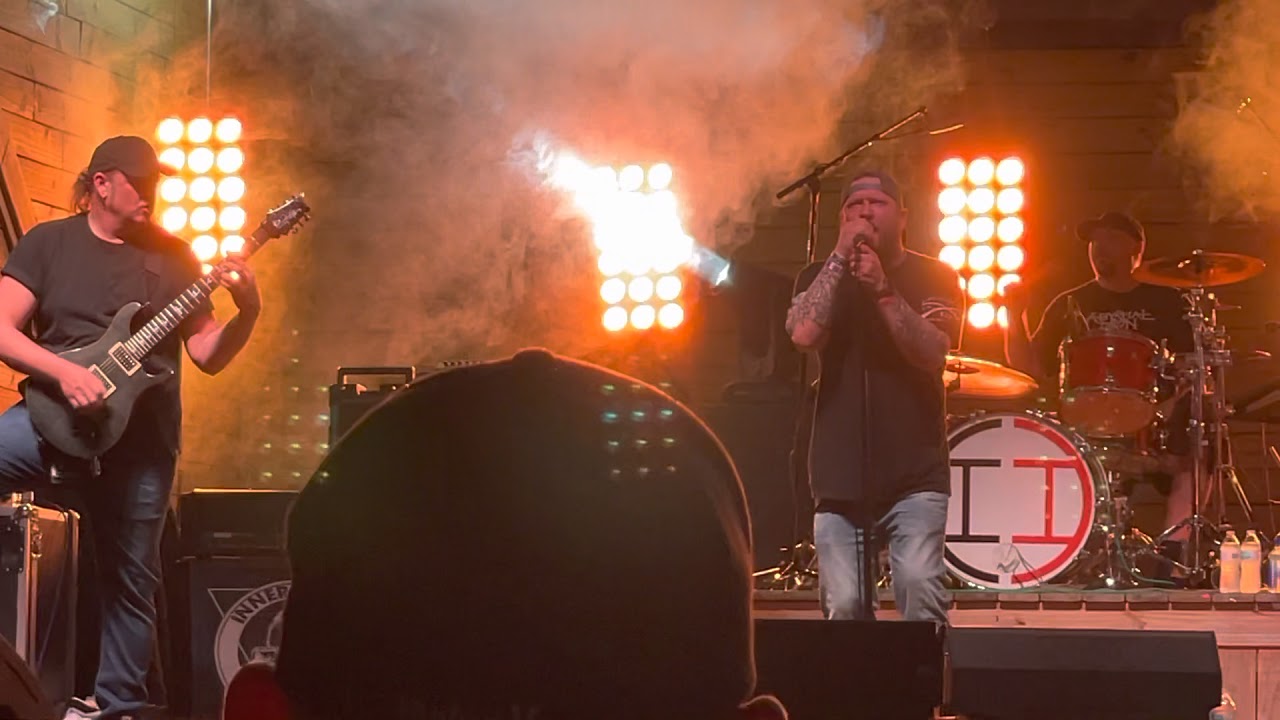 Medicate, Flaw (live)