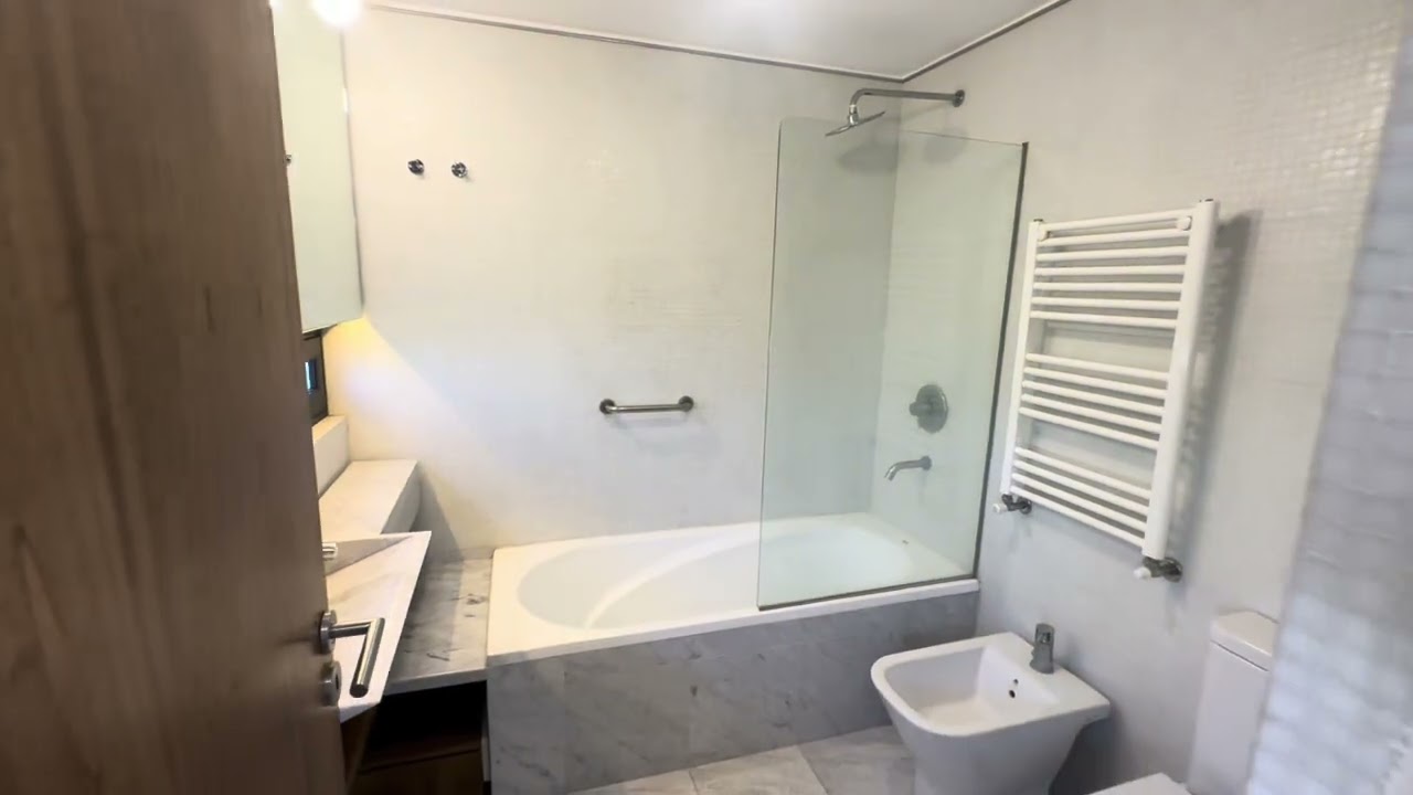 Hermosa casa de 6 ambientes en venta en Lagos de Canning, diseño y calidad premium 