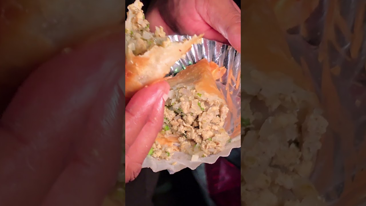 Crunchy outside, spicy chicken samosa inside &mdash; Pune Camp style 😎🔥