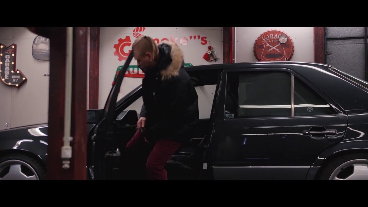 Cool Story Bro Епизод 1 | Smoke'''s Garage