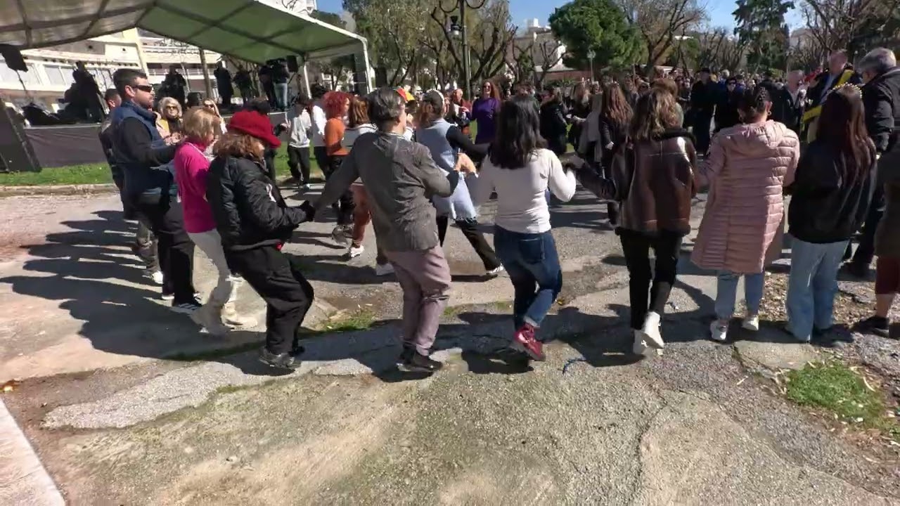Χορός και γλέντι με Παραδοσιακά Χορευτικά Τραγούδια